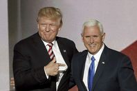 " مايك بنس" يتولي فريق السلطة بالبيت الأبيض