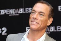 ماذا قال الممثل العالمي فان دام عن النبي محمد