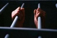 حبس طفل 15 عامًا لسرقته طبيبًا بأسوان