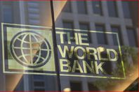 البنك الدولي: تحرير الجنيه وزيادة أسعار الطاقة تنعش الاقتصاد