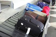 تحصين حاويات نقل حقائب الركاب بالمطارات المصرية