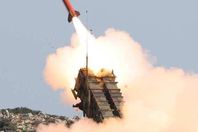 اعتراض صاروخ حوثي متجه إلى مكّة المكرمة