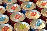 أب يقاضي شركة مشروبات طاقه لأن ابنه لم يَطر