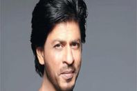 السلطات الأمريكية تحتجز شاروخان