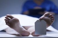 "رائحة كريهة".. سر العثور على جثة شاب متحللة