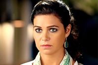 يسرا اللوزي