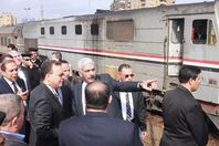 وزير النقل يتفقد إجراءات التامين بمحطة القطارات والمترو