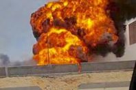 وزير الداخلية فى موقع انفجار التجمع