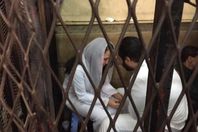 حب في الزنزانة