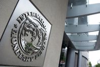 «النقد الدولي» يخفض توقعاته لنمو مصر في 2017