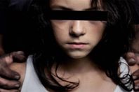 حبس الطفلة قاتلة والدتها بتحريض زوجة والدها
