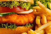 الوجبات السريعة تعززالأصابة هشاشة العظام