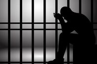 خالي ورؤيا السجن !