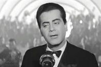 صورة للفنان الراحل فريد الأطرش