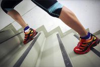 صعود وهبوط "السلالم" ينبه أفضل من القهوة