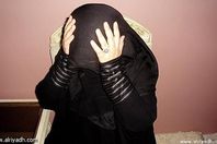 تطلب الطلاق لعلاقته المحرمة مع والدتها