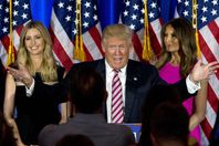 كشف حساب ترامب فى  100يوم