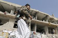 مقتل 20 حوثيًا في غارات للتحالف على تعز