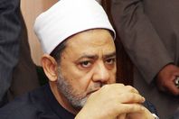 «القضاء الإدارى» ترفض دعوى إعفاء شيخ الأزهر من منصبه