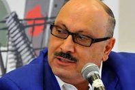 مناويل حساسيان