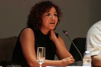 الدكتورة منى برنس