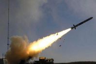 اطلاق صاروخ امريكي على سوريا