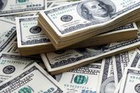 الدولار يواصل الصعود أمام الجنيه
