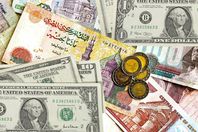 الدولار والجنيه