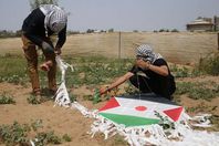 فلسطينيون يبتكرون أساليب جديدة للمقاومة