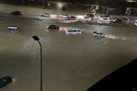 جانب من الأمطار في التجمع الخامس