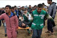 بالصور.. أبرز المشاهد من مسيرة العودة الكبري_ جمعة الكاوتشوك_ في فلسطين