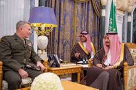 من الاجتماع