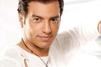 ايهاب توفيق