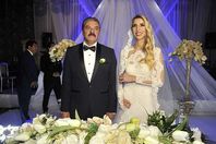 مسعود أكوستا وزوجته