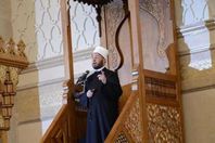 الدكتور الأزهري