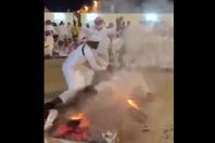 يلقي بنفسه في النار بحفل زفاف سعودي