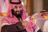 كاتب سعودي يكشف مفاجأة عن محمد بن سلمان