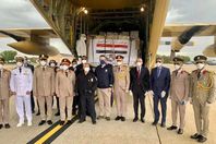 استقبال شحنة المساعدات