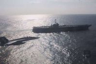 طائرات أمريكية تعترض طائرة حربية روسية