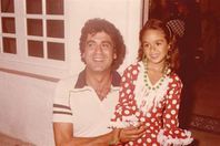 زوج ناهد شريف وابنتها