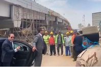 الرئيس يتحدث للمسؤول