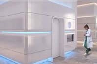 افتتاح عيادة تعيد الشباب لكبار السن بدولة خليجية