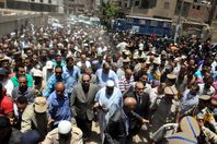 أهالي ملوى يشيعون جثمانى شهيدى سيناء