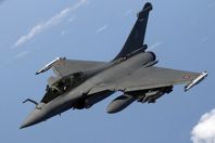 طائرة إيرانية تخرق الحظر وتقتحم الأجواء اليمنية