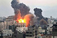 النظام يقتل 11 شخصاً في غارة على إدلب