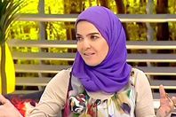 بالفيديو.. موقف محرج لـ منى عبدالغني على الهواء