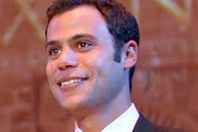 محمد إمام وأبناء أحمد رزق في مشهد صداقة