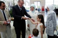 "أردوغان" يمنح بانا العبد الجنسية التركية