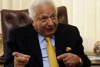 الدكتور النفسي أحمد عكاشة