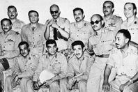 محمد نجيب يشكل حكومته الثانية بعد نجاح ثورة يوليو.